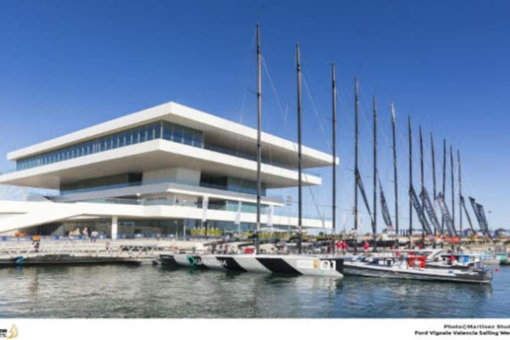 120 Sqm Loft-Style Apartment Beach Royal Marina Valencia Luaran gambar